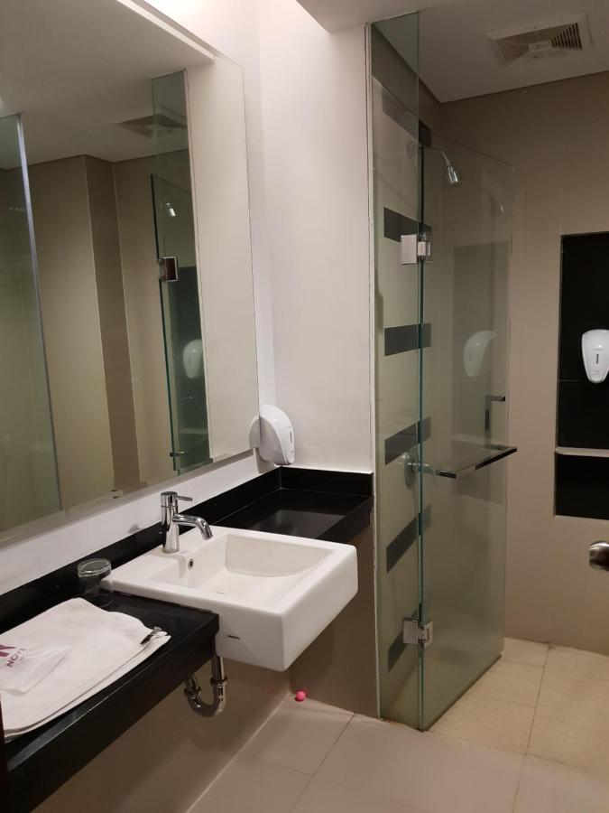 Novena Hotel Bandung Lembang Phòng bức ảnh